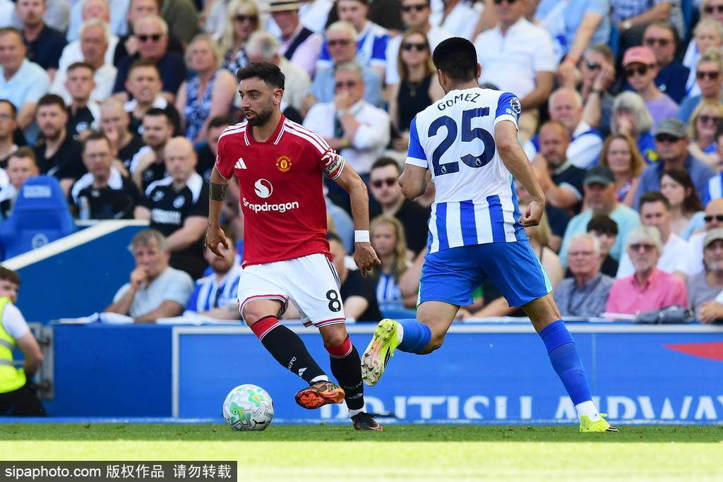 英超-B费传射赛季21助攻创纪录 曼联3-0布莱顿第三收官